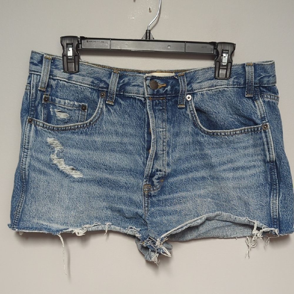 Universal Thread Blue Distressed Jean Shorts
